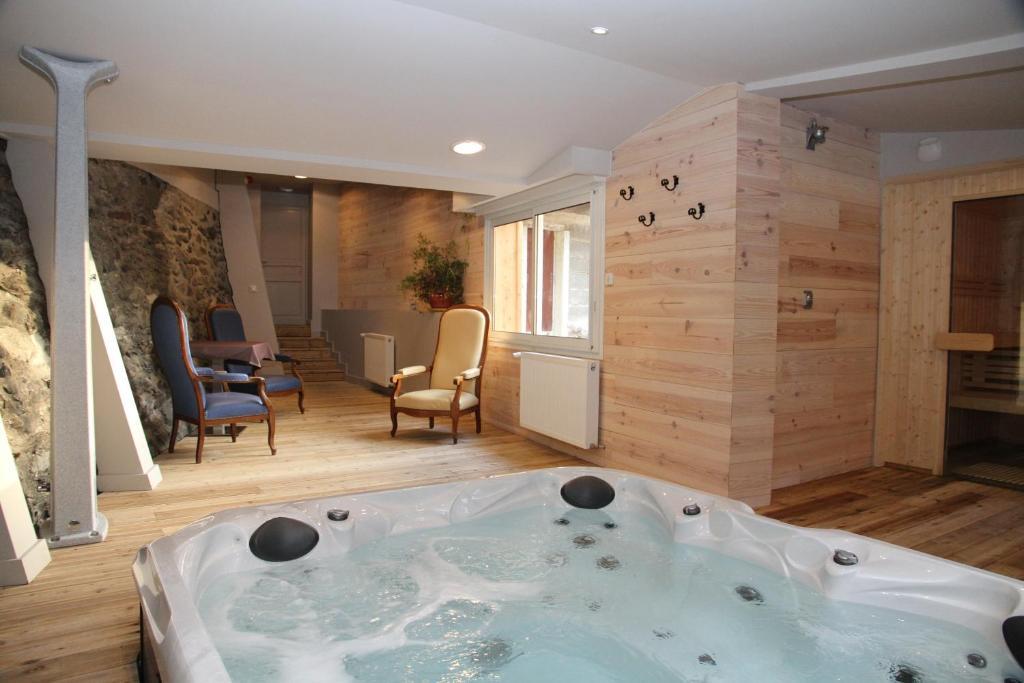 Logis Le Hotel Barèges