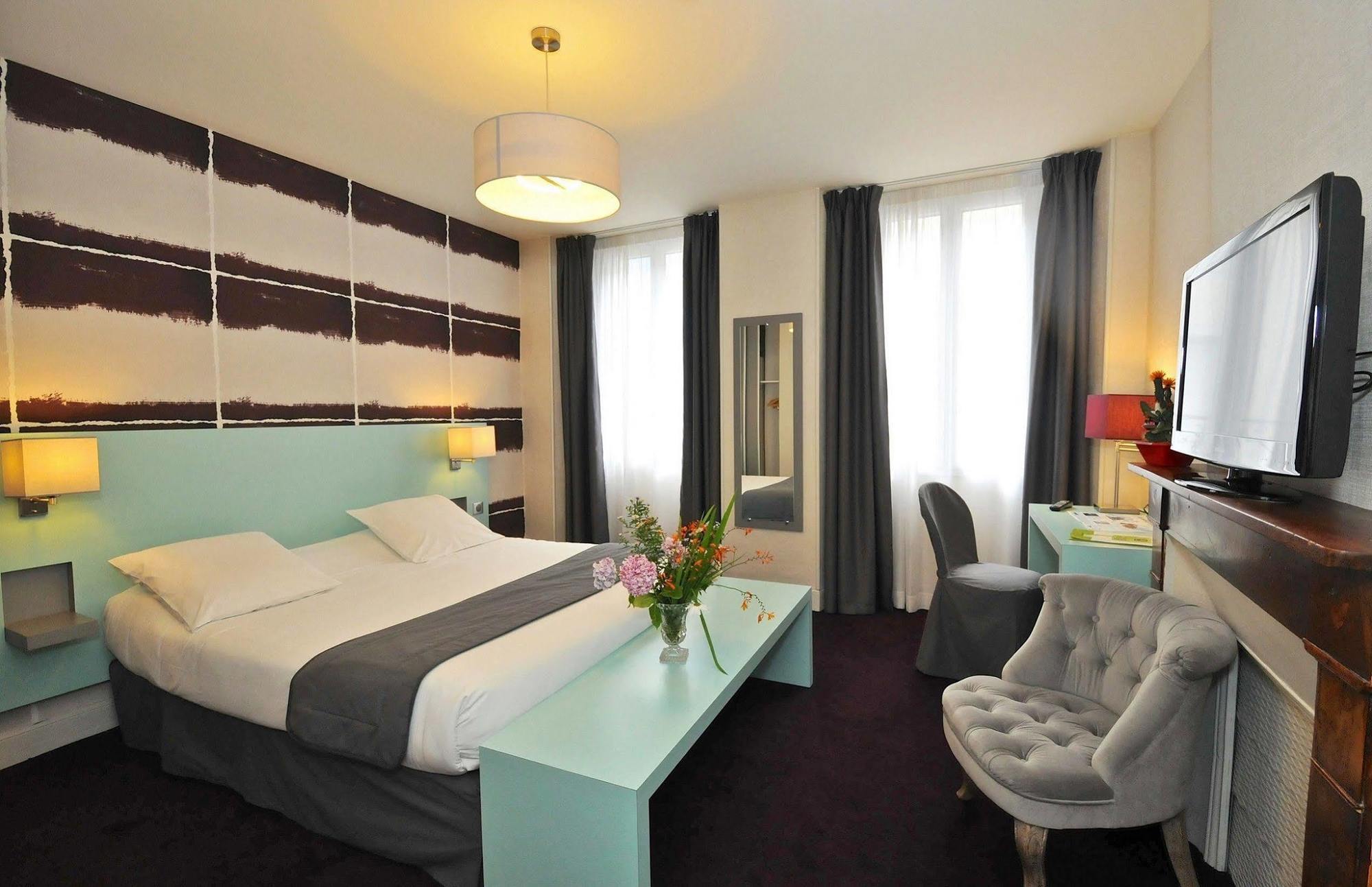 Hotel Logis Le 3*