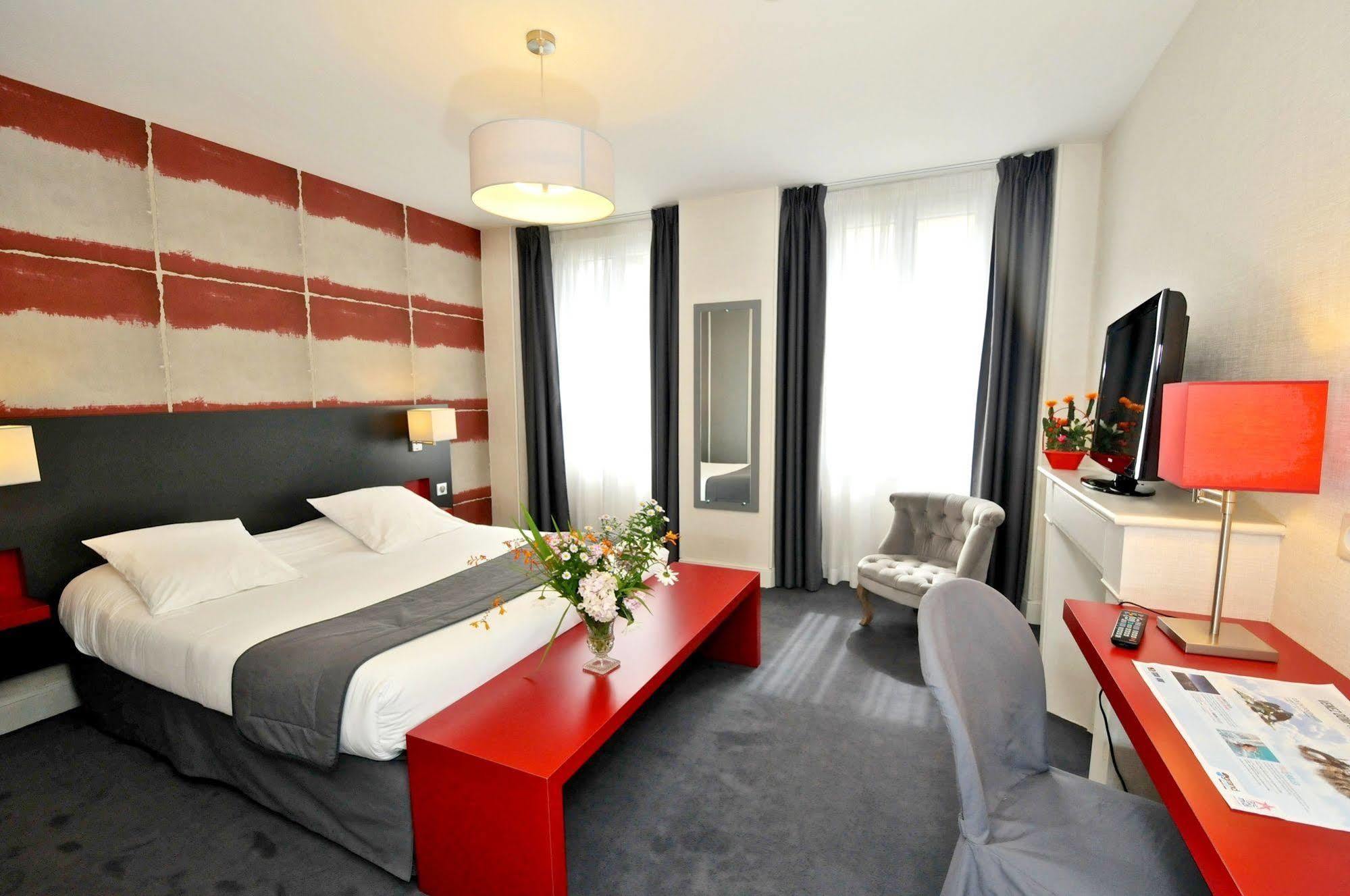 Hotel Logis Le 3*